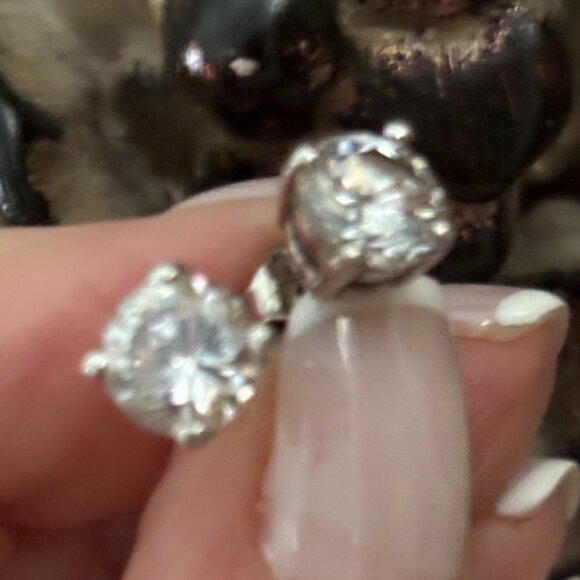 6 mm Cubic Zirconia Diamond earrings set in Sterling Silver - Picture 11 of 15